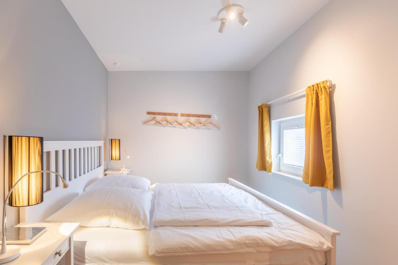 Fietes Kajuete Apartment ฮูซุม ภายนอก รูปภาพ